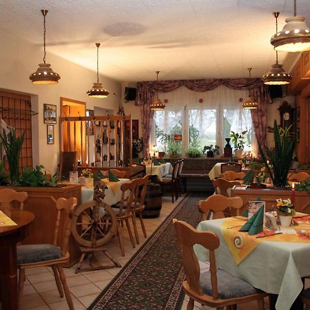 Familienhotel Zur Linde Panschwitz-Kuckau Luaran gambar