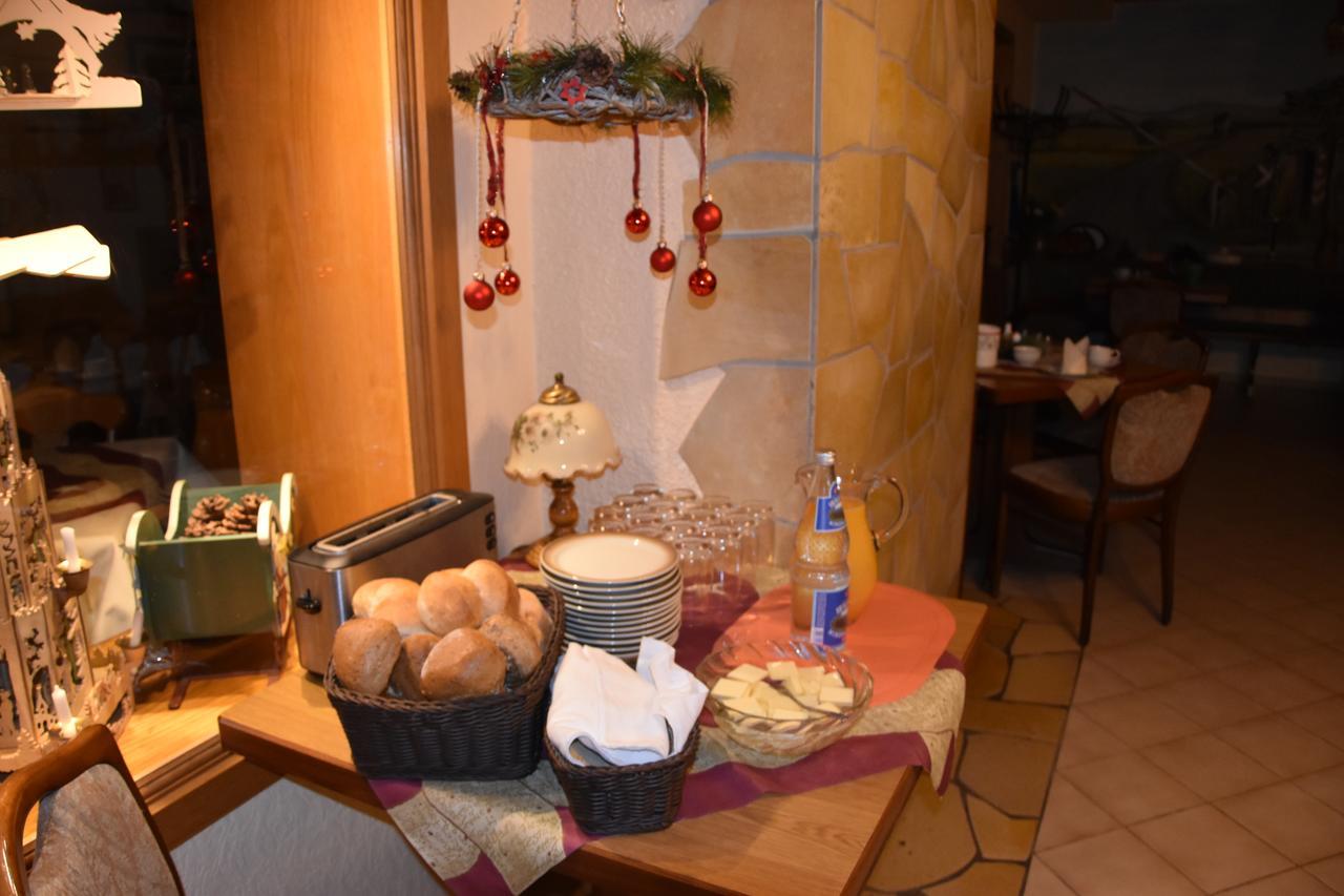 Familienhotel Zur Linde Panschwitz-Kuckau Luaran gambar